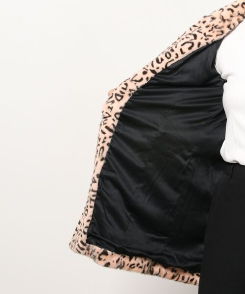 Guess（ゲス）の「Fatima Faux-Fur Coat（テーラードジャケット・レディース・ライトピンク・SMALL/MEDIUM/LARGE/X-SMALL）」の7枚目の写真