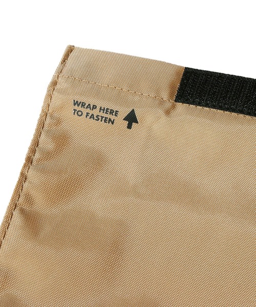 PENCO(ペンコ)の「penco/ペンコ ToGoサック ポーチ 紙袋風(ポーチ・メンズ・ホワイト/ベージュ/ダークグリーン/オレンジ/ネイビー/ブラック・FREE)」の13枚目の写真