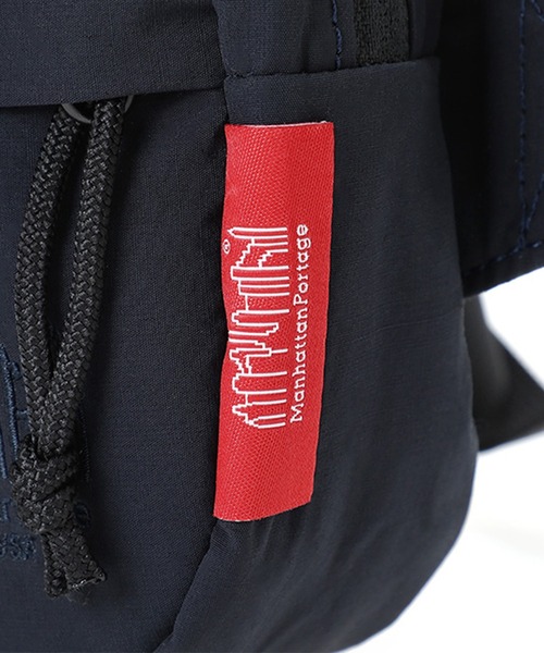 Manhattan Portage（マンハッタンポーテージ）の「One Mile Waist Bag（ボディバッグ/ウエストポーチ・メンズ・ダークネイビー/ベージュ・X-SMALL）」の13枚目の写真