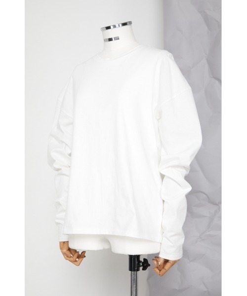 RIM.ARK(リムアーク)の「Power shoulder L/S tee(Tシャツ/カットソー・レディース・ライトベージュ/ブラック/オフホワイト/ライトグリーン・FREE)」の9枚目の写真