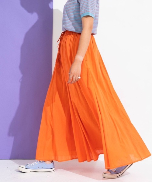 bohmal(ボマール)の「【2023SS】インド綿ギャザーマキシスカート(スカート・レディース・イエロー/オレンジ/ブルー/レッド/ロイヤルブルー/グリーン/ダークオレンジ/ブラック/ピンク・FREE)」の9枚目の写真