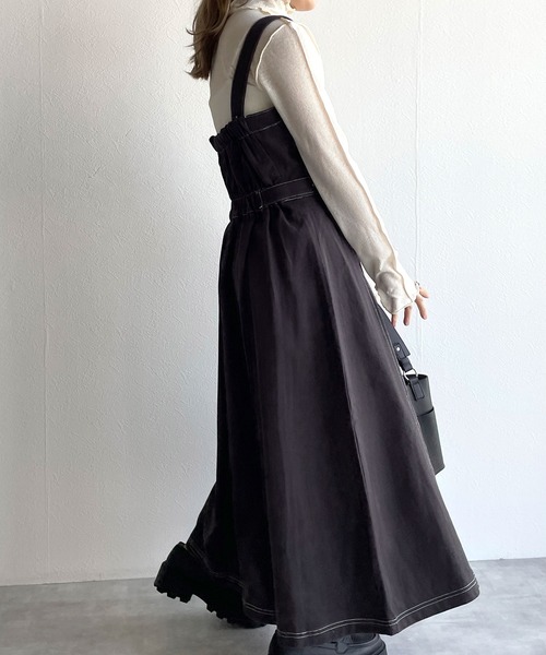 w closet（ダブルクローゼット）の「インバーテッドプリーツジャンスカ（ジャンパースカート・レディース・アイボリー/チャコールグレー/グリーン/ライム/ブルー/パープル・FREE）」の17枚目の写真