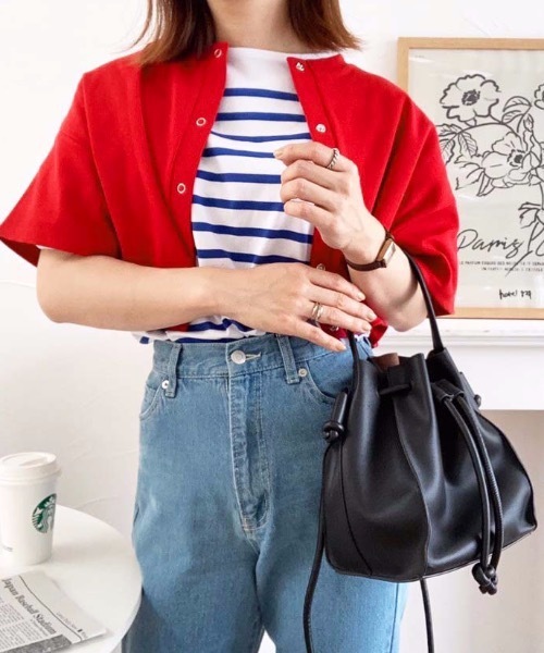 moment+（モーメントプラス）の「フェイクレザー 2WAY巾着ショルダーバッグ（ショルダーバッグ・レディース・ブラック/ベージュ/オレンジ/モカ/グレイッシュベージュ・FREE）」の11枚目の写真