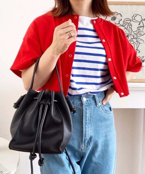 moment+（モーメントプラス）の「フェイクレザー 2WAY巾着ショルダーバッグ（ショルダーバッグ・レディース・ブラック/ベージュ/オレンジ/モカ/グレイッシュベージュ・FREE）」の9枚目の写真