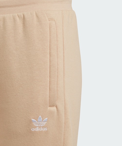 adidas（アディダス）の「アディカラー パンツ / アディダスオリジナルス adidas Originals（スウェットパンツ・キッズ・ブラック×ホワイト/ベージュ/ブルー・130/140/150/160/170）」の8枚目の写真