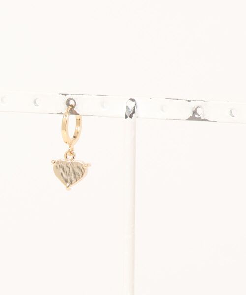 flower（フラワー）の「ピュアハートピアス（ピアス（片耳用）・レディース・ゴールド・FREE）」の11枚目の写真