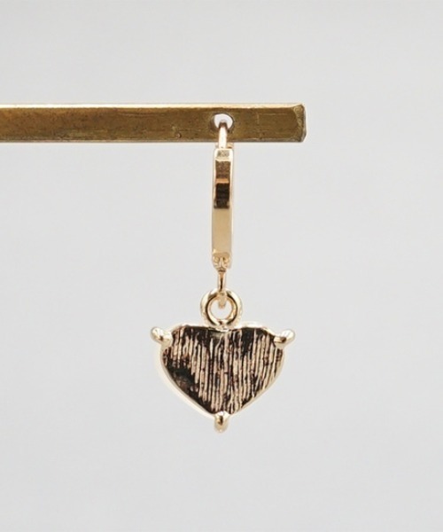 flower（フラワー）の「ピュアハートピアス（ピアス（片耳用）・レディース・ゴールド・FREE）」の6枚目の写真