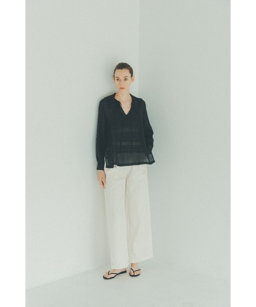 Heriter（エリテ）の「カットワークカラーブラウス（シャツ/ブラウス・レディース・ブラック/ベージュ・38）」の3枚目の写真