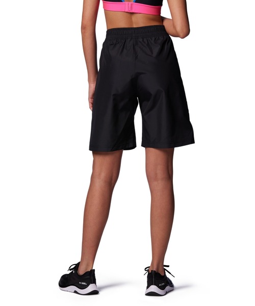 UNDER ARMOUR(アンダーアーマー)の「UAウーブン ハーフ パンツ(トレーニング/レディース)(その他パンツ・レディース・ブラック/ネイビー・L/XL/M/S)」の9枚目の写真