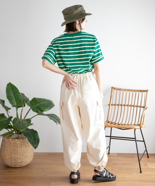 niko and...(ニコアンド)の「リラックスカーゴパンツ(カーゴパンツ・レディース・アイボリー/カーキ/チャコール・MEDIUM/LARGE)」の20枚目の写真
