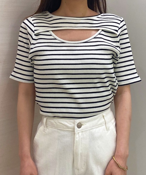 solleim(ソルレム)の「カットアウトボーダークロップドTシャツ(Tシャツ/カットソー・レディース・オフホワイト/ピンク/グリーン・M)」の11枚目の写真