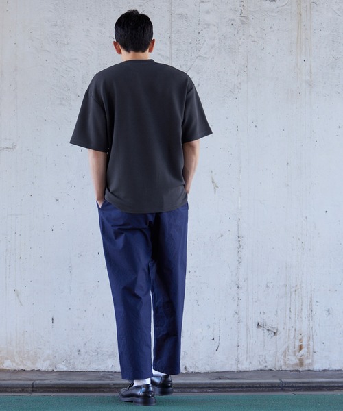 セール】エンボス加工ロゴTシャツ（Tシャツ/カットソー