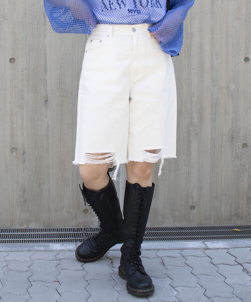 fredy repit（フレディレピ）の「デニムダメージ加工ハーフパンツ（デニムパンツ・レディース・ブラック/オフホワイト・38/36）」の14枚目の写真