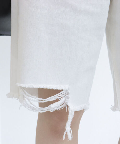 fredy repit（フレディレピ）の「デニムダメージ加工ハーフパンツ（デニムパンツ・レディース・ブラック/オフホワイト・38/36）」の19枚目の写真