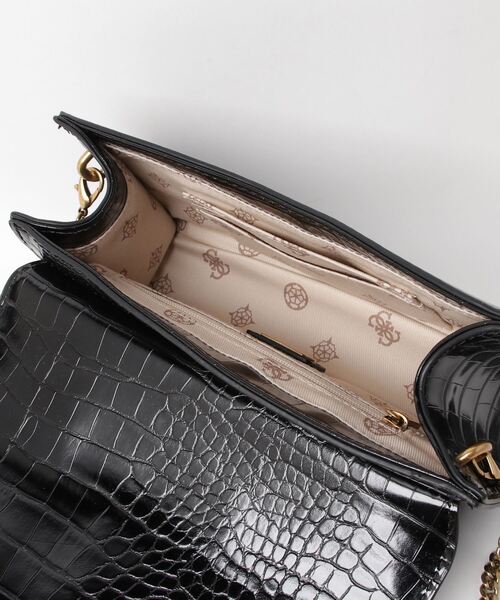 Guess(ゲス)の「NIGHT FALL Flap Clutch(クラッチバッグ・レディース・ブラック・ONE SIZE)」の12枚目の写真