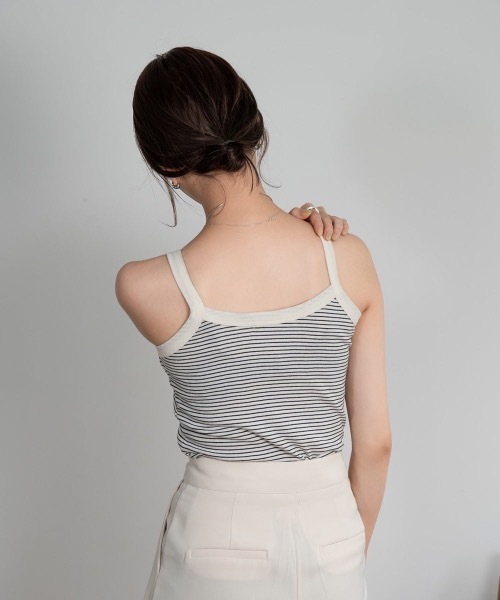 Amiur(エミレ)の「border tank top(タンクトップ・レディース・ベージュ/オリーブ/ネイビー/ブラック・FREE)」の6枚目の写真