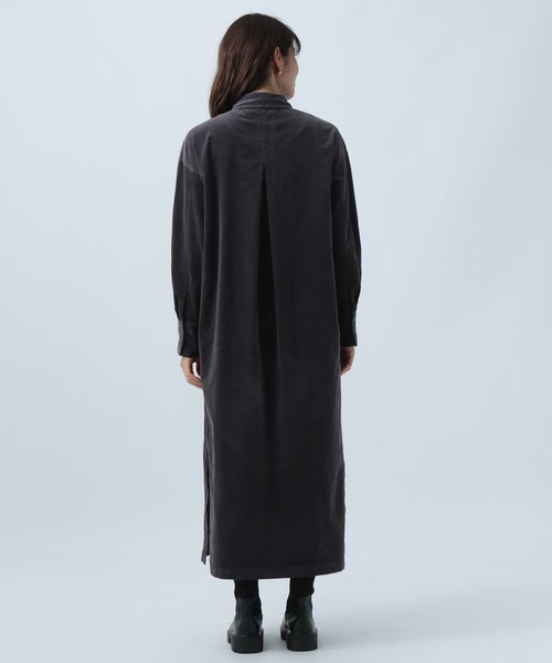 BAYFLOW(ベイフロー)の「コーデュロイシャツワンピース(シャツワンピース・レディース・ベージュ/マスタード/チャコール・FREE)」の20枚目の写真