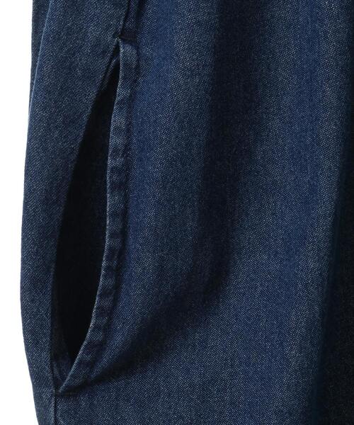SOMETHING（サムシング）の「【SOMETHING "MELROSE CLAIRE 20周年別注" デニムシャツワンピース】（シャツワンピース・レディース・ブルー/ブラック・FREE）」の4枚目の写真