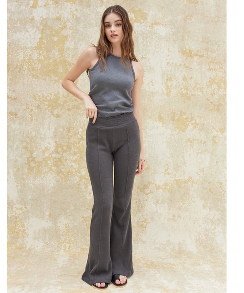 ALEXIA STAM(アリシアスタン)の「Cozy Flare Pants/コージーフレアパンツ(その他パンツ・レディース・アイボリー/チャコールグレー/カーキ・S/M)」の8枚目の写真