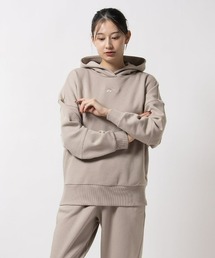 Reebok（リーボック）の「スタジオ リサイクル オーバーサイズ フーディー / Studio Recycled Oversize Hoodie（パーカー）」