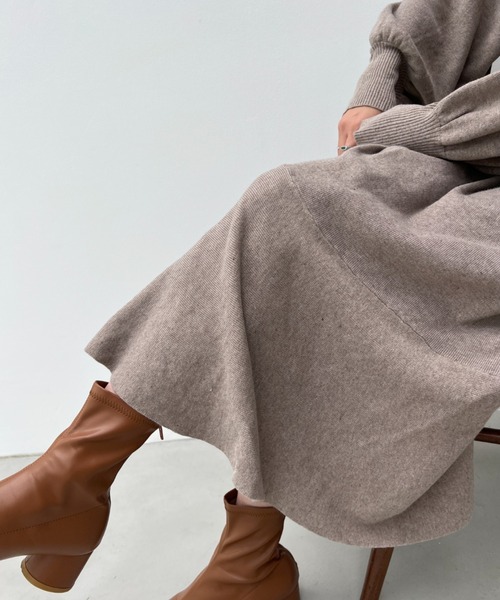 y/m by misato（イムバイミサト）の「マーメイドニットワンピース（ワンピース・レディース・ブラック/ベージュ・FREE）」の10枚目の写真