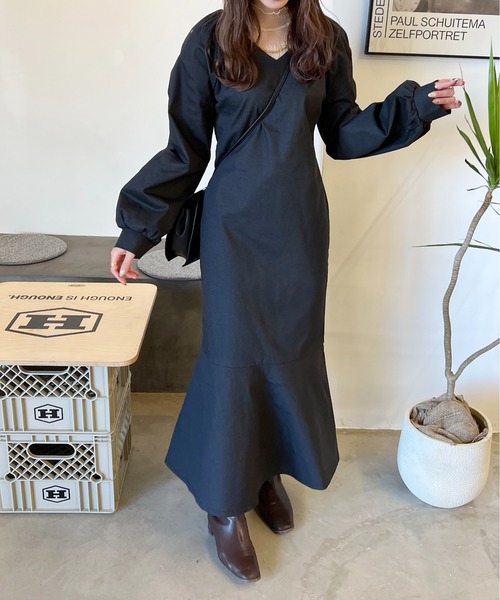 Ambre Ciel(アンブルシエル)の「美シルエット◎ボリュームマーメイドワンピース/【WEB/EC限定商品】(ワンピース・レディース・ダークブラウン/アイボリー/ブラック・FREE)」の17枚目の写真