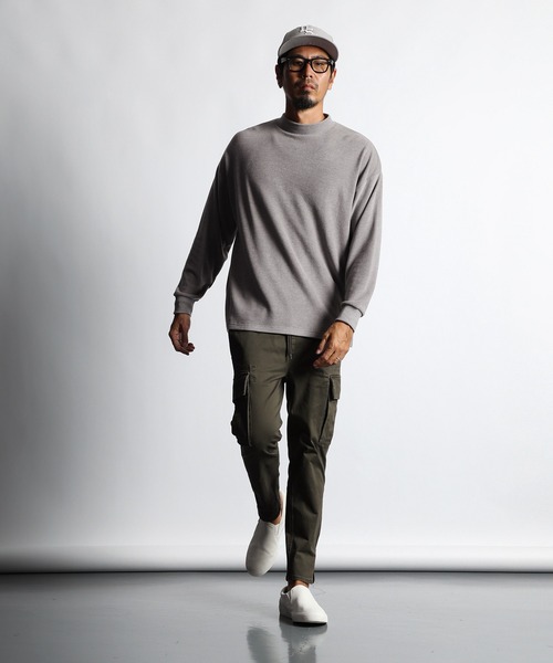 The DUFFER of ST.GEORGE（ザダファーオブセントジョージ）の「【WEB限定アイテム】SMOOTH MOCK NECK TEE：モックネック ロンT ハイネックTシャツ（Tシャツ/カットソー・メンズ・グレー/ブラック・SMALL/MEDIUM/LARGE/X-LARGE）」の5枚目の写真