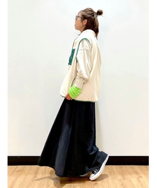 CAMP7（キャンプセブン）の「【CAMP7】フロントロゴクルースウェット（スウェット・レディース・ブラック/ベージュ/キナリ・M/L）」の22枚目の写真