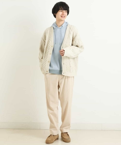 a.v.v(アーヴェヴェ)の「【ユニセックス】アランニットワイドカーディガン(カーディガン/ボレロ・メンズ・バイオレット/アイボリー/ブルー・46/48/50/44)」の4枚目の写真