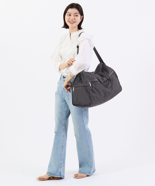 LeSportsac(レスポートサック)の「DELUXE LG WEEKENDER サンダー(ボストンバッグ・レディース・グレー・FREE)」の3枚目の写真