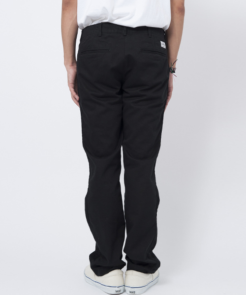 SILAS(サイラス)の「SIDE LINE CHINO PANT(MADE IN JAPAN)(その他パンツ・メンズ・ブラック/ベージュ・34inch/32inch/30inch)」の9枚目の写真