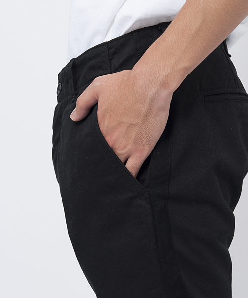 SILAS(サイラス)の「SIDE LINE CHINO PANT(MADE IN JAPAN)(その他パンツ・メンズ・ブラック/ベージュ・34inch/32inch/30inch)」の10枚目の写真