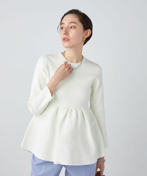 NOLLEY’S Sophi（ノーリーズソフィ）の「《手洗い可能》ペプラムプルオーバーニット（ニット/セーター・レディース・ダークネイビー/オフホワイト/サックスブルー・38）」の2枚目の写真