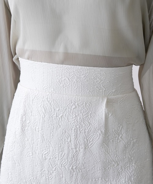 IAMUSE（アイアミューズ）の「【1枚で格上コーデの完成。】フラワーふくれジャガード ナロースカート S0886【IAMUSE】（スカート・レディース・ブラック/パープル/グリーン/アイボリー・FREE）」の13枚目の写真