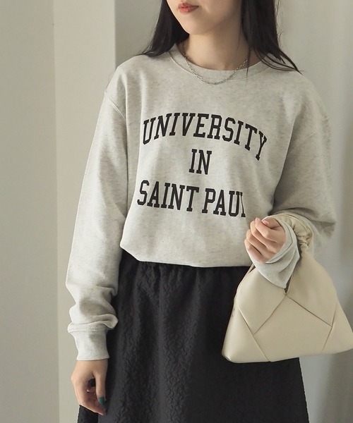 Riberry（リベリー）の「カレッジロゴスウェット（スウェット・レディース・ホワイト×ブラック/ホワイト×グリーン/グレー系その他/グレー系その他2/ネイビー×ホワイト・X-LARGE）」の11枚目の写真