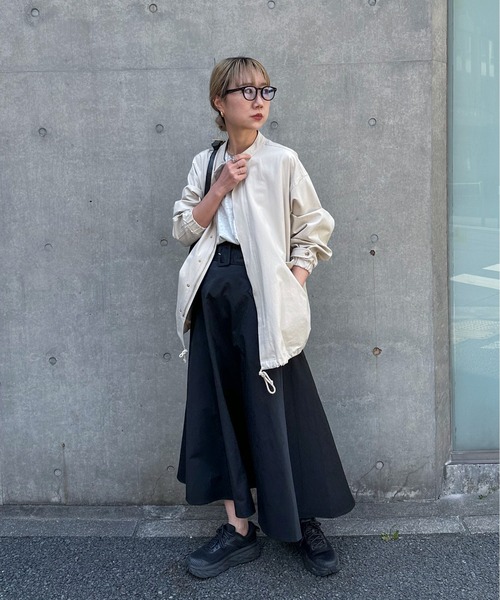 feepur（フェピュール）の「【TALLサイズあり】ベルテッドナイロンワークフレアスカート（スカート・レディース・カーキ/ブラック・MEDIUM/TALL）」の15枚目の写真