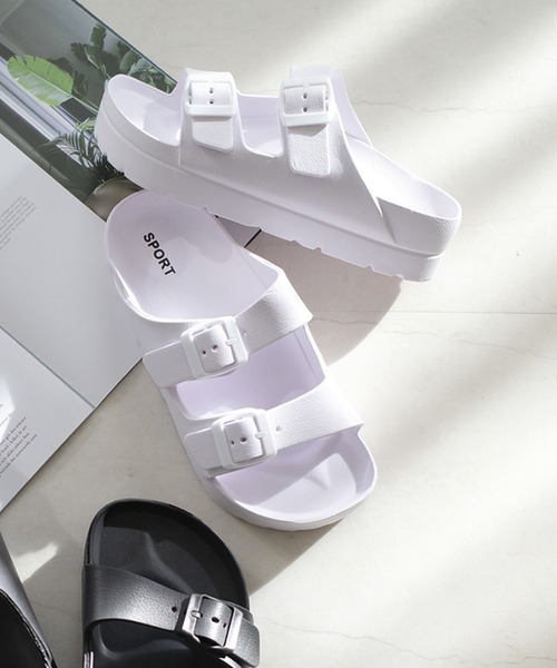 AmiAmi(アミアミ)の「軽量コンフォートダブルベルトサンダル/シャワー厚底サンダル(サンダル・レディース・ブラック/ホワイト・36/37/38/39/40)」の10枚目の写真