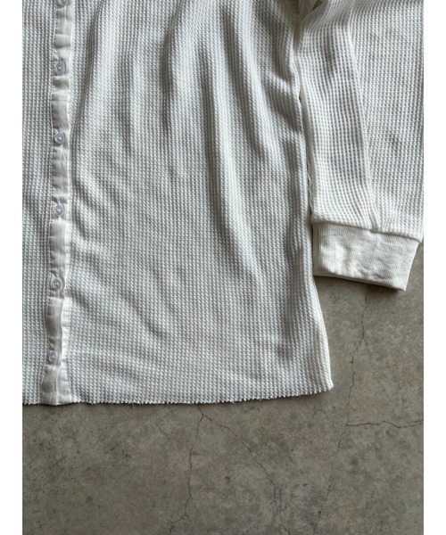 owndaily(オンデイリー)の「シアールーズワッフルシャツ(Tシャツ/カットソー・レディース・ホワイト/ネイビー・FREE)」の22枚目の写真