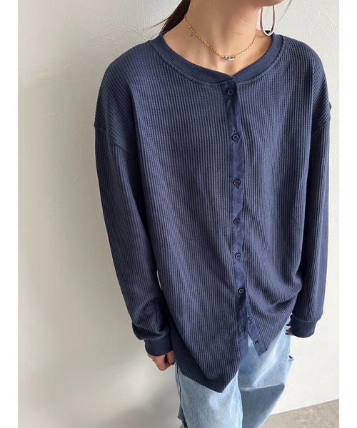 owndaily(オンデイリー)の「シアールーズワッフルシャツ(Tシャツ/カットソー・レディース・ホワイト/ネイビー・FREE)」の9枚目の写真