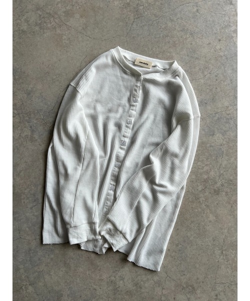 owndaily(オンデイリー)の「シアールーズワッフルシャツ(Tシャツ/カットソー・レディース・ホワイト/ネイビー・FREE)」の19枚目の写真