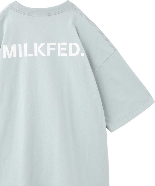 MILKFED.（ミルクフェド）の「STENCIL LOGO WIDE S/S TEE（Tシャツ/カットソー・レディース・ホワイト/ライトブルー/ブラック/レッド/オフホワイト/ライトピンク/パープル/オレンジ・M/L）」の5枚目の写真