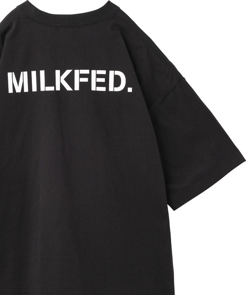 MILKFED.（ミルクフェド）の「STENCIL LOGO WIDE S/S TEE（Tシャツ/カットソー・レディース・ホワイト/ライトブルー/ブラック/レッド/オフホワイト/ライトピンク/パープル/オレンジ・M/L）」の4枚目の写真