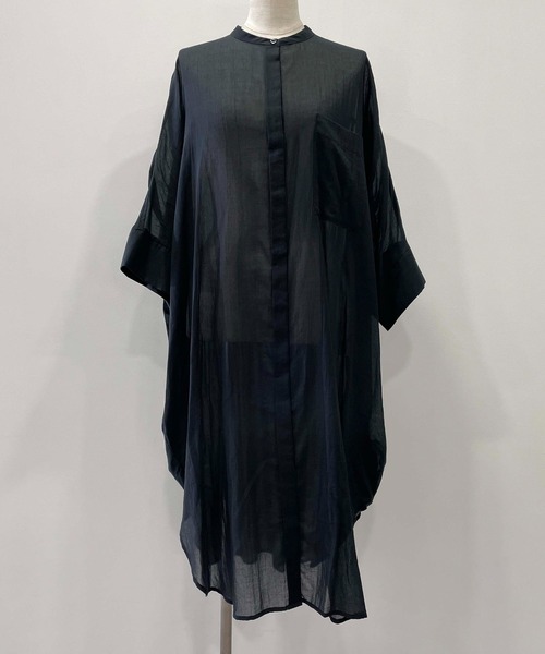 LUGIVA(ルギヴァ)の「綿ボイルロングブラウス(シャツ/ブラウス・レディース・ベージュ/ブラック/オフホワイト・M)」の16枚目の写真