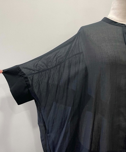 LUGIVA(ルギヴァ)の「綿ボイルロングブラウス(シャツ/ブラウス・レディース・ベージュ/ブラック/オフホワイト・M)」の22枚目の写真