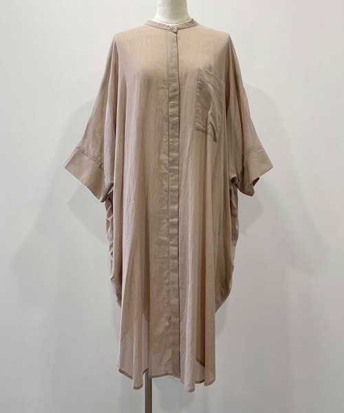 LUGIVA(ルギヴァ)の「綿ボイルロングブラウス(シャツ/ブラウス・レディース・ベージュ/ブラック/オフホワイト・M)」の15枚目の写真