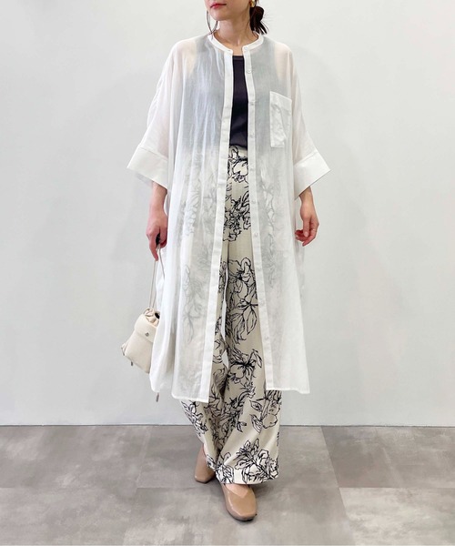 LUGIVA(ルギヴァ)の「綿ボイルロングブラウス(シャツ/ブラウス・レディース・ベージュ/ブラック/オフホワイト・M)」の13枚目の写真