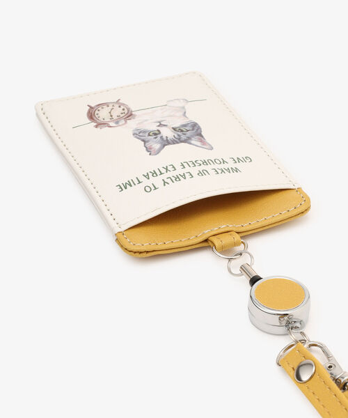 Afternoon Tea（アフタヌーンティー）の「コードリール付きパスケース