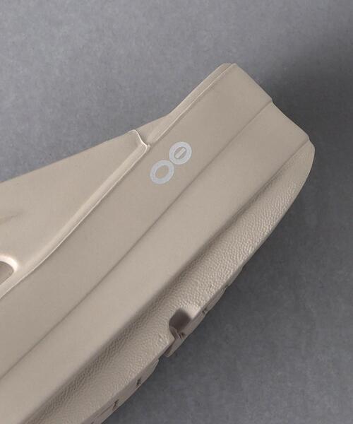 OOFOS（ウーフォス）の「＜OOFOS＞OOmega サンダル（サンダル・レディース・ブラック/ベージュ・7/6/8）」の13枚目の写真