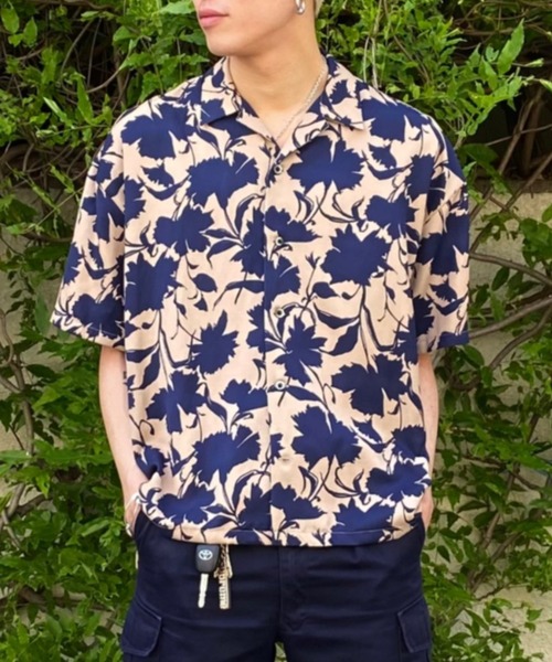 DANKE SCHON（ダンケシェーン）の「Dankeschon/ダンケシェーン/Flower Butcher（シャツ/ブラウス・メンズ・ホワイト/オレンジ系その他/ネイビー/ベージュ・F）」の2枚目の写真