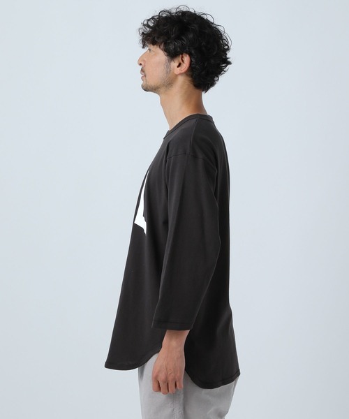 URBAN ISLAND SOCIETY(アーバンアイランドソサエティ)の「【URBAN ISLAND SOCIETY(アーバンアイランドソサエティ)】HNL 7部袖Tシャツ(Tシャツ/カットソー・メンズ・ホワイト/ブラック/ブルー・MEDIUM/LARGE)」の10枚目の写真